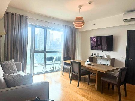 For Rent One Serendra East Tower 1 Bedroom Condo
