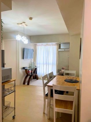 Fully Furnished 1BR Unit for Rent with Parking at Avida Towers