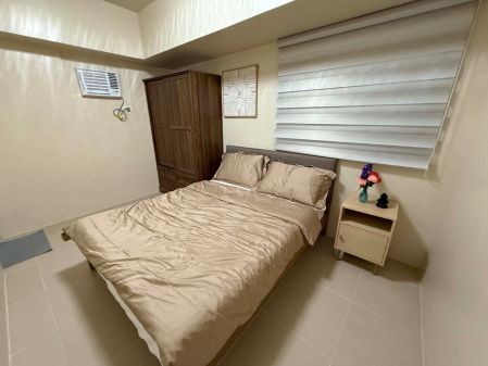 3 Bedrooms For Rent in BGC Avida Towers Turf 