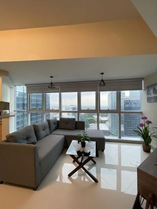 For Rent 1BR Fully Furnished Unit in Uptown Parksuites Tower 2