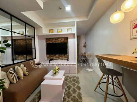 Studio converted to 1BR at Acacia Escalades Fully Furnished