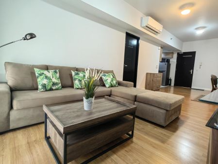 1BR with Balcony Furnished With Park View at Two Maridien