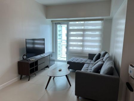 Fully Furnished 3 Bedroom Unit in Two Serendra for Rent