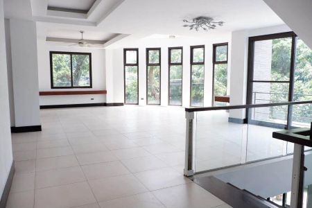 Semi Furnished House for Rent at Bel Air Makati near Rockwell 