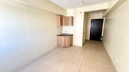 Unfurnished Studio in Avida Towers One Union Place Arca South