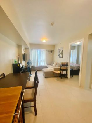 1BR Fully Furnished for PHP 32000 Avida Towers BGC 9th Ave