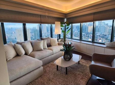 Spacious 2 Bedroom Condo Unit in One Rockwell East Makati