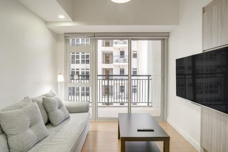 Fully Furnished 1 Bedroom Unit in Verve Residences