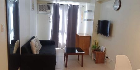 Fully furnished 1 Bedroom with Wifi at Avida Towers Vita QC