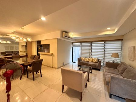 3BR Townhouse in High End 205 Santolan by Rockwell in San Juan