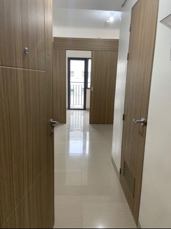 For Rent 1 Bedroom Semi Furnished Unit at Shore 2 Residences