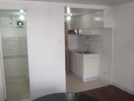 Cityland Dela Rosa Studio for Rent in Makati cor Washington 