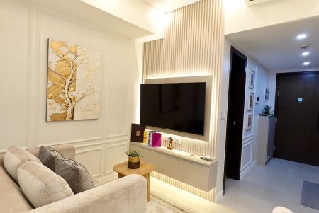 Fully Furnished Nicely Interiored Brand New Unit Park McKinley  