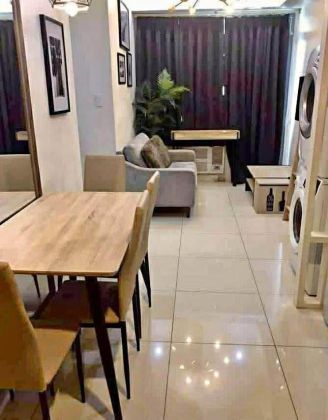 2BR in Park West