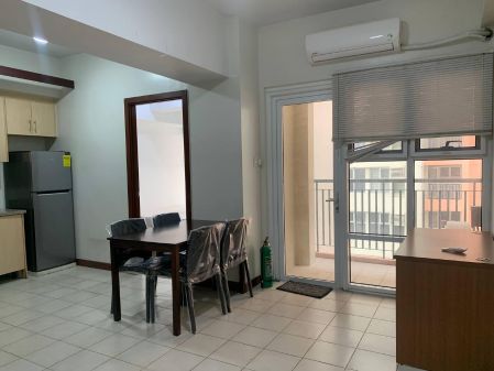 Fully Furnished 1 Bedroom Unit at Paseo de Roces Condo