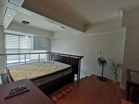 Fully Furnished 1 Bedroom Unit at The Eton Residences Greenbelt