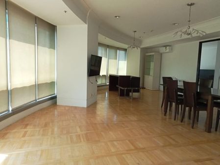 3BR Fully Furnished in One McKinley Place