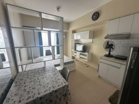 Fully Furnished Studio Unit For rent in Avida towers Riala