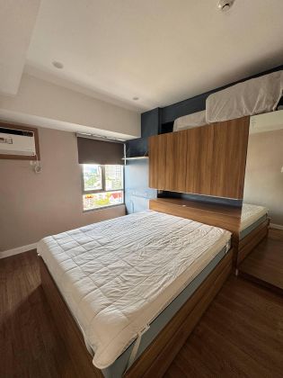 Semi Furnished 1 Bedroom Unit at The Vantage at Kapitolyo