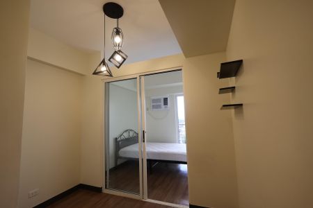 1 Bedroom with Resort Type Amenities in Satori Residences