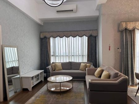 Fully Furnished 2BR Unit For Lease in Shang Salcedo Place