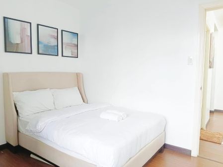 Fully Furnished 2 Bedroom Unit at Gramercy Residences for Rent