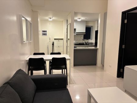 Cozy 1BR Corner Unit for Lease at The Levels Filinvest Alabang