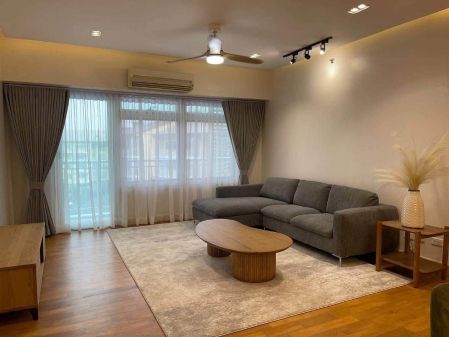 3 Bedrooms Fully Furnished in One Serendra Palm Tower