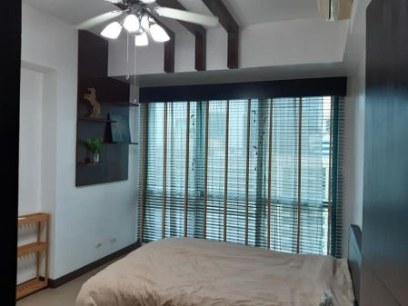 8 Forbestown 1BR Fully Furnished Unit for Rent