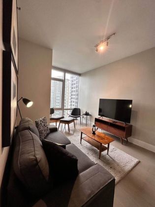 Fully Furnished 1 Bedroom Unit in Lincoln Tower at Proscenium 