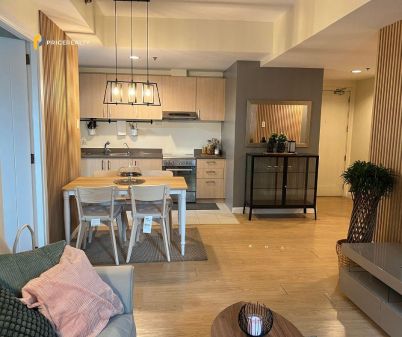 Newly Renovated Fully Furnished 3 Bedroom with Parking