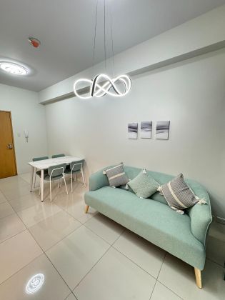 Fully Furnished 1BR with Balcony at Times Square West BGC