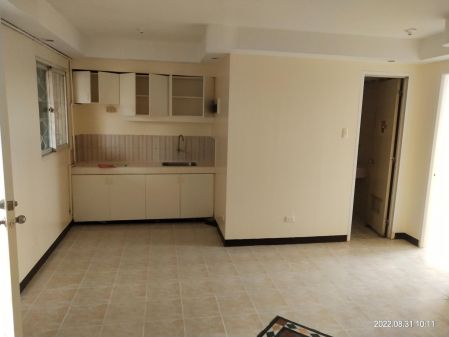Spacious 2BR at Santa Mesa near Lourdes Hospital