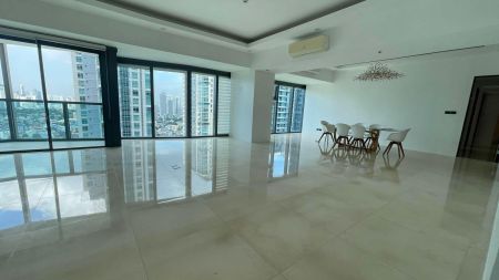 Grand Hyatt Residences North Fully Furnished 3Bedroom + Den