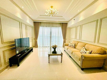 Luxury Corner 2BR in One Shangrila Place