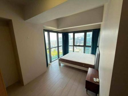 Fully Furnished 2 Bedroom Unit at Uptown Ritz for Rent
