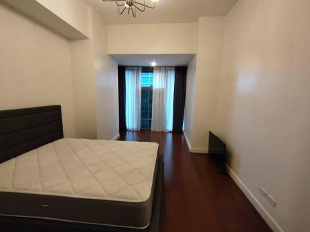For Lease Condo Unit in Grand Hyatt Residence Bgc