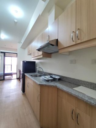 Semi Furnished 1 Bedroom Unit at Calathea Place for Rent
