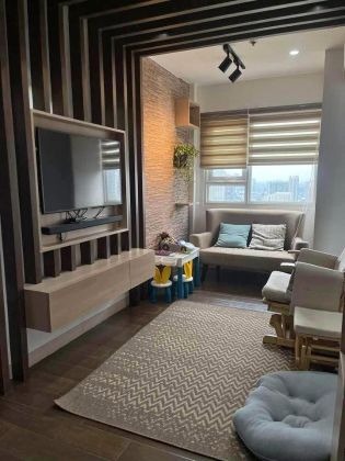 For Rent 2BR The Pearl Place Condo
