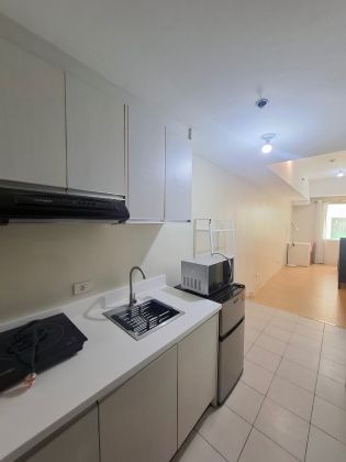 Furnished Studio near Dlsu and Csb
