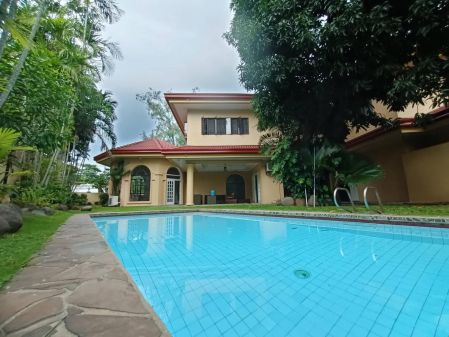 Ayala Alabang House for Rent in Alabang Muntinlupa