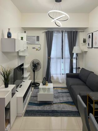 For Rent 1BR Unit in The Sapphire Bloc West Tower Pasig