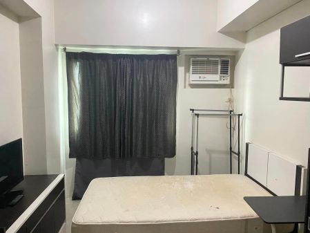 Fully Furnished Studio Unit at The Beacon Makati