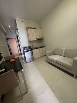 Great view 1BR with Balcony Fully Furnished near Universities 