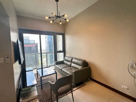Fully Furnished 2BR for Rent in One Uptown Residence Taguig