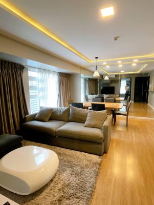 Fully Furnished 2BR in Kroma Tower by Alveo Land in Makati City