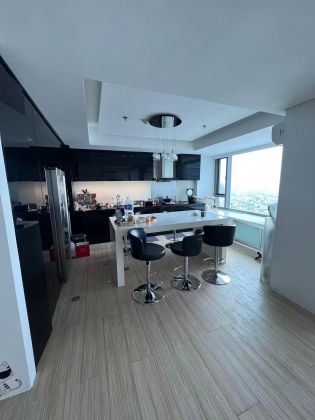 2BR in The Alpha Suites Makati