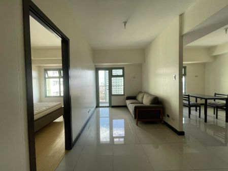 Unfurnished 2 Bedroom in Magnolia Residences New Manila QC