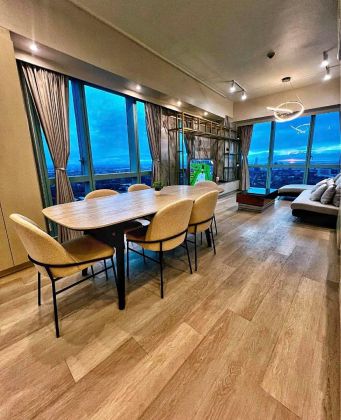 Fully Furnished 3 Bedroom Unit at 8 Forbestown Road for Rent