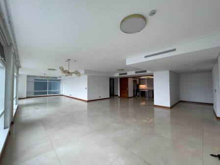 3BR  SF for Rent in Two Roxas Triangle Makati 